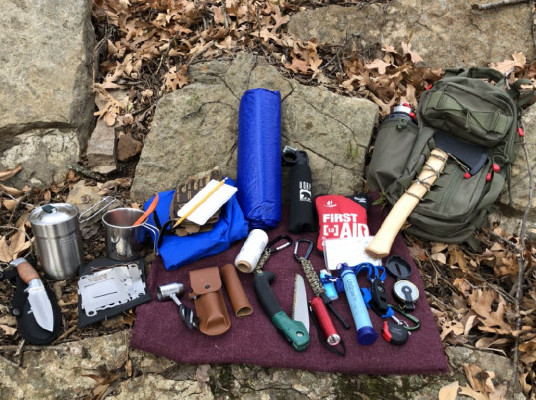 Simple Loadout for a Daypack